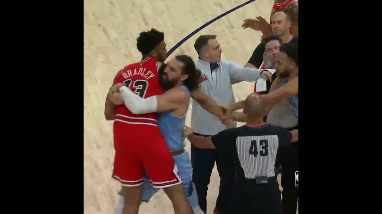 Steven Adams LIFTED Tony Bradley up after he got into it with Ja Morant 👀 | #shorts