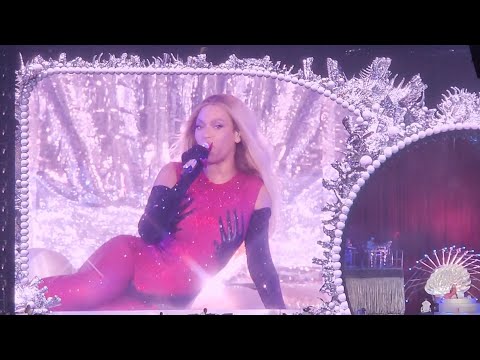 Beyoncé - Plastic Off The Sofa/Virgo's Groove/Move/Heated Houston Night 2 Renaissance World Tour