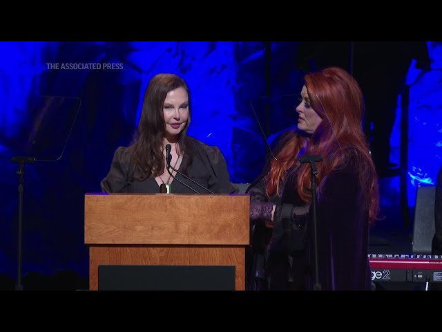 Judds to be Inducted into Country Music Hall of Fame