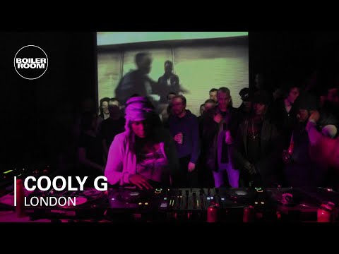 Cooly G 35 min Boiler Room Mix - UCGBpxWJr9FNOcFYA5GkKrMg