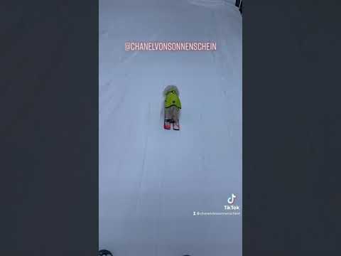 …weu Schifoan is‘ des Leiwandste ✌️                                #ski #dogsoftiktok #dog