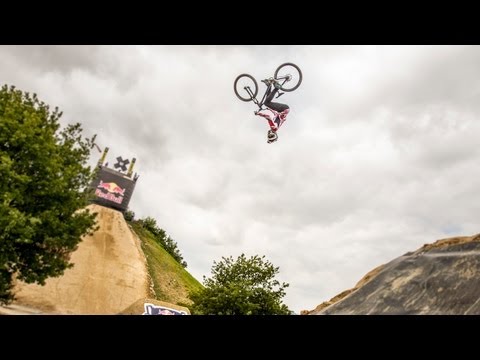 Top 3 Slopestyle MTB Riders from Red Bull Phenom 2013 - UCblfuW_4rakIf2h6aqANefA