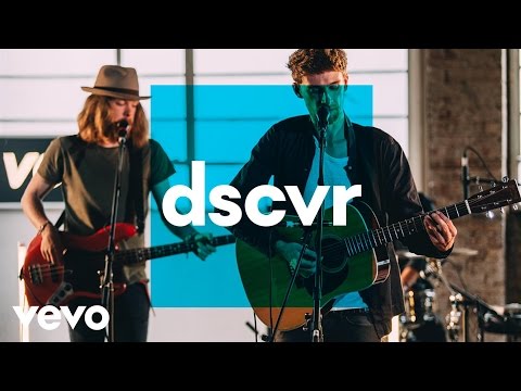 Walking On Cars - Speeding Cars - Vevo DSCVR (Live) - UC-7BJPPk_oQGTED1XQA_DTw