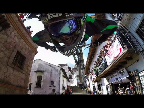 GoPro: Taxco Backflip with Chris Van Dine - UCqhnX4jA0A5paNd1v-zEysw