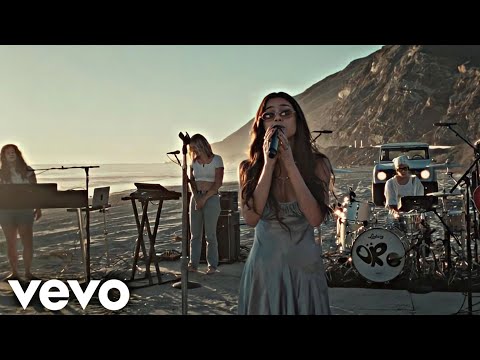 Olivia Rodrigo - Hope ur Ok (From: Olivia Rodrigo: driving home 2 u(a SOUR film)Subtitulado