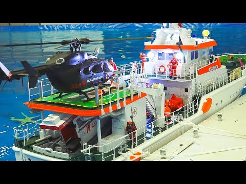 AWESOME RC MODEL SHIP ACTION ON THE POOL!! *RC SAR*RC CAR FERRY*RC STEAM BOAT - UCOM2W7YxiXPtKobhrYasZDg