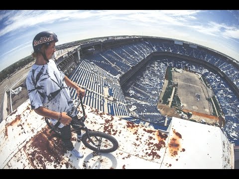 Tyler Fernengel BMX Session: Silverdome - UCblfuW_4rakIf2h6aqANefA