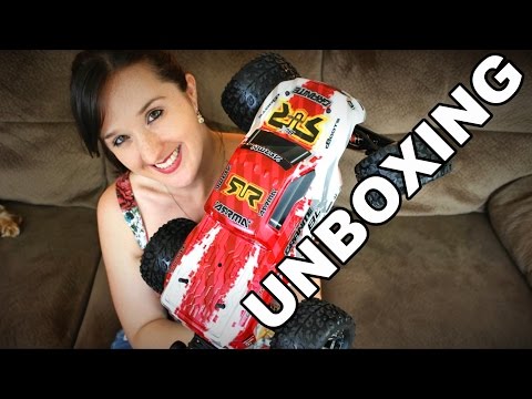 ARRMA Granite BLX - FAST Brushless RC Truck Unboxing - TheRcSaylors - UCYWhRC3xtD_acDIZdr53huA