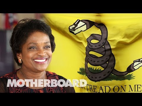 Former FCC Commisioner Mignon Clyburn Is Still Fighting for Net Neutrality - UCB6PV0cvJpzlcXRG7nz6PpQ