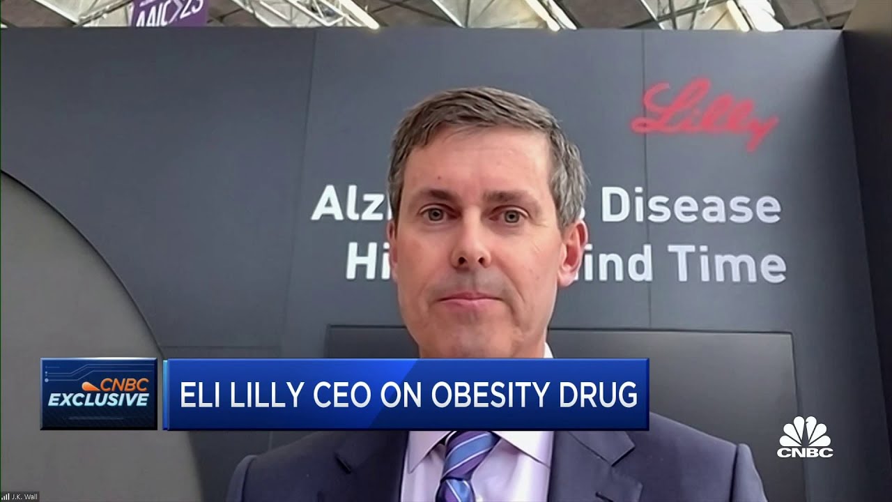 Eli Lilly CEO: Alzheimer’s drug trial shows slowed disease progression by 40-60% in early patients