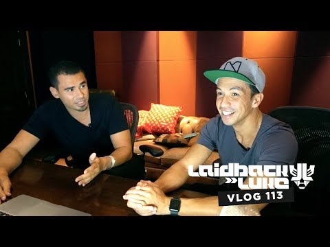 Real talk with Afrojack about pre-recorded sets - UC1vdi4J54ucetZoFAfQenMg
