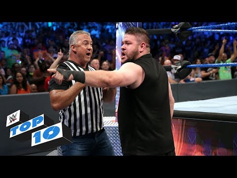 Top 10 SmackDown LIVE moments: WWE Top 10, August 22, 2017 - UCJ5v_MCY6GNUBTO8-D3XoAg