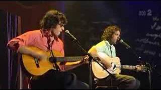 Flight Of The Conchords - Frodo, Don't Wear The Ring (live)