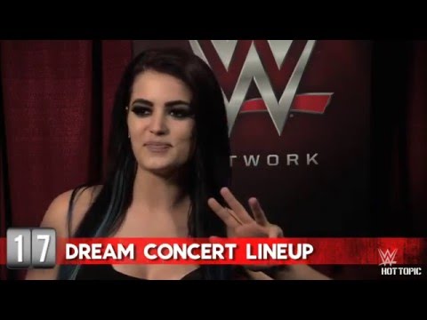 Hot Minute: WWE's Paige - UCTEq5A8x1dZwt5SEYEN58Uw