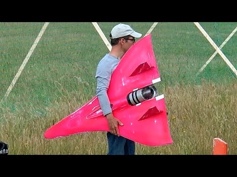 744 KMH 462 MPH THE WORLD´S FASTEST RC MODEL TURBINE JET / GUINNESS NEW WORLD RECORD 2016 - UCH6AYUbtonG7OTskda1_slQ