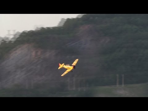 Lanyu AT-6 Texan Touch and Go fun flight - UCsFctXdFnbeoKpLefdEloEQ