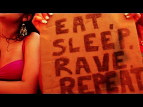 Fatboy Slim VS Dimitri Vegas, Like Mike & Ummet Ozcan - Eat Sleep Rave Repeat ( Tomorrowland Mix ) - UCxmNWF8fQ4miqfGs84dFVrg