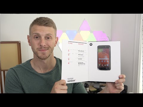 Moto E4 Unboxing and First Impressions: Only $70?? - UCbR6jJpva9VIIAHTse4C3hw