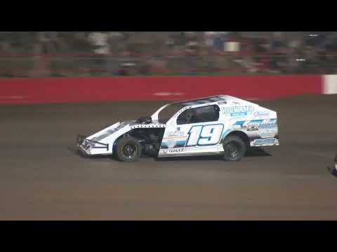 USRA B Mod Feature night one of the Show Me Shootout - dirt track racing video image