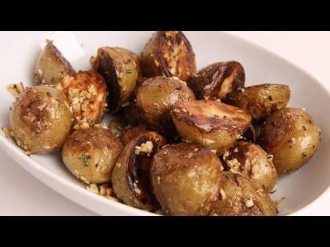 Skillet Roasted Potatoes Recipe - Laura Vitale - Laura in the Kitchen Episode 338 - UCNbngWUqL2eqRw12yAwcICg