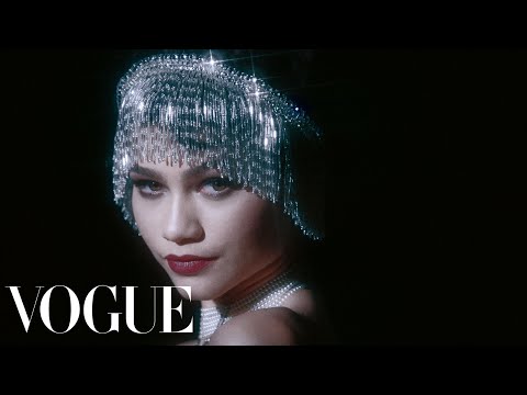 Zendaya Does 100 Years of Beauty | Vogue - UCRXiA3h1no_PFkb1JCP0yMA