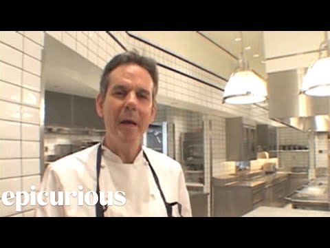 Thomas Keller Gives a Tour of Per Se's Kitchen - UCcjhYlL1WRBjKaJsMH_h7Lg