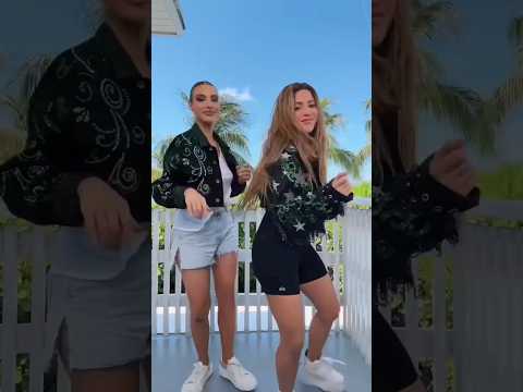 Shakira Y Lele Bailando Entre Paréntesis #shakira #lelepons