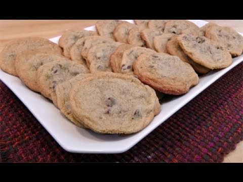 How to Make Chocolate Chip Cookies from Scratch - Laura Vitale - Laura in the Kitchen Episode 64 - UCNbngWUqL2eqRw12yAwcICg