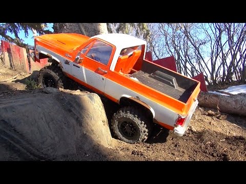 RC ADVENTURES - My 1976 Chevy K5 Blazer 4x4 (No Canopy) Crawling Backyard Trail Course - UCxcjVHL-2o3D6Q9esu05a1Q