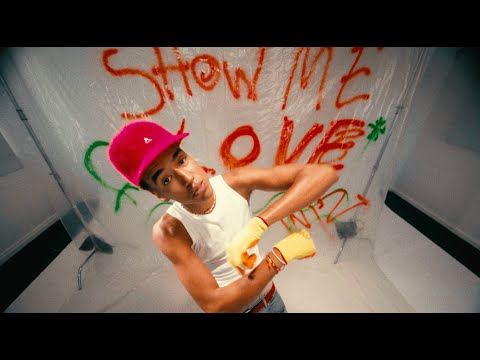 WizTheMc, bees & honey - Show Me Love (Official Music Video)