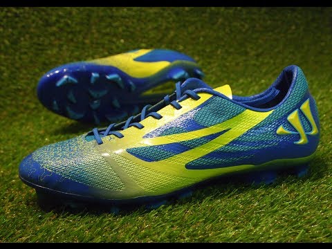 Warrior Superheat - Unboxing, Hands-on & First Impressions | Footy-Boots.com - UCOZf75QEfCepSOqC2Odx4_A