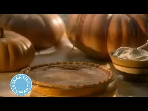 Pumpkin Pie | Martha StewartHow To Bake Pumpkin Pie | Thanksgiving Recipes | Martha Stewart - UC6JBm9OAkpI6NUBV_NsLxTA