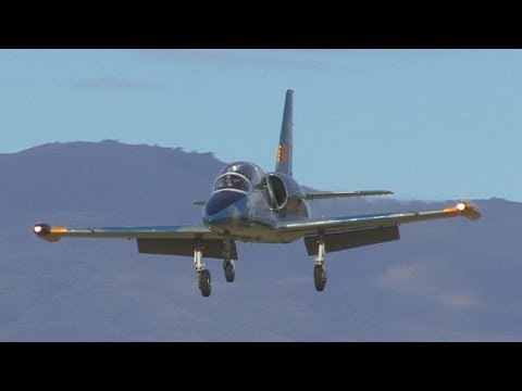 L39 Albatros jet at Warbirds Over Wanaka - UC6odimYAtqsr0_7m8p2Dhiw