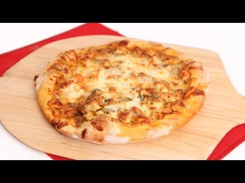 Buffalo Chicken Pizza Recipe - Laura Vitale - Laura in the Kitchen Episode 636 - UCNbngWUqL2eqRw12yAwcICg