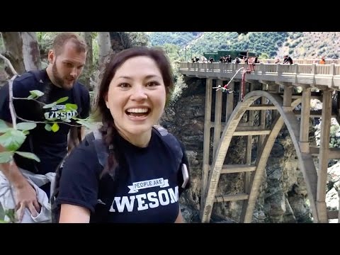 Bungee Jumping at the Bridge to Nowhere | PEOPLE ARE AWESOME 2017 - UCIJ0lLcABPdYGp7pRMGccAQ