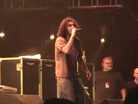 System Of A Down - I-E-A-I-A-I-O live [READING FESTIVAL 2003]