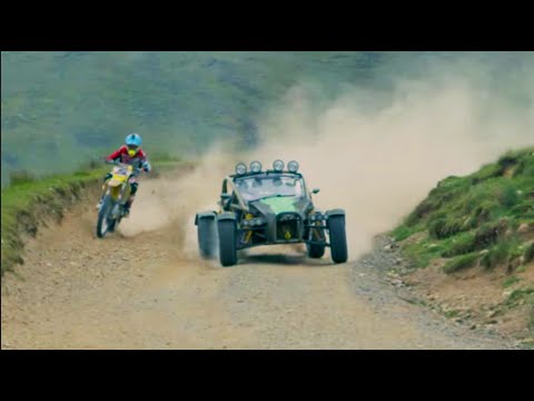 Bike vs Car: Ariel Nomad vs Suzuki, on DIRT - /SUTCLIFFE on CARS - UC5rBpVgv83gYPZ593XwQUsA