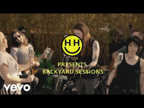 Happy Hippie Presents: Androgynous (Performed by Miley Cyrus, Joan Jett & Laura Jane Gr... - UCdI8evszfZvyAl2UVCypkTA