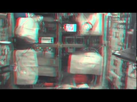 Astronaut Beams First 3-D Video From Space Station - UCVTomc35agH1SM6kCKzwW_g