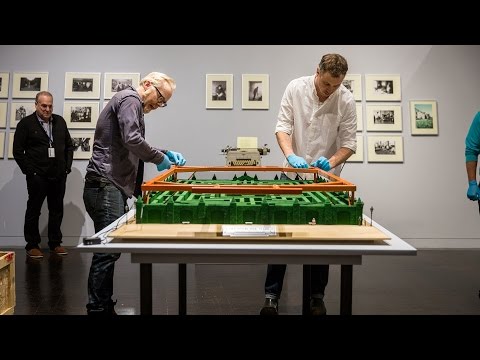 Adam Savage's Overlook Maze Model at the Stanley Kubrick Exhibition! - UCiDJtJKMICpb9B1qf7qjEOA