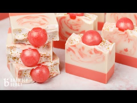 Anne-Marie Makes Peach Prosecco Soap - UCStN08hkQ1321WVdFqWD2-w