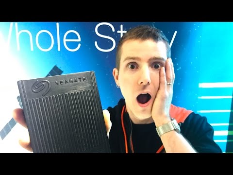 Holding a 60TB SSD - UCXuqSBlHAE6Xw-yeJA0Tunw