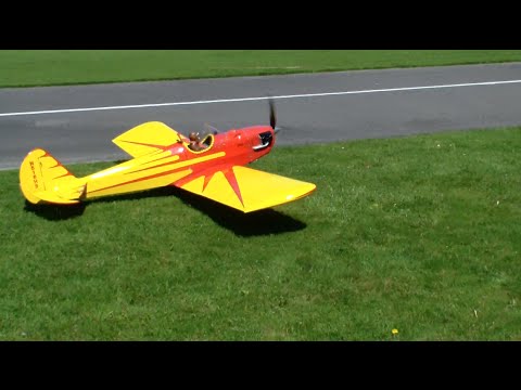 Beautiful RC Spacewalker Oldtimermeeting 2015 Switzerland - UCTLEcIaYJEbUEzQc3-ZvruQ