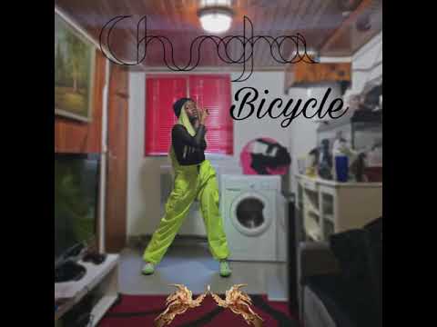 Vidéo CHUNGHA - BICYCLE [PRE CHORUS + CHORUS]