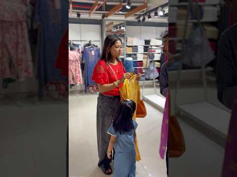 #priyankastimestory #funny #minivlog #ধাঁধাpoint #shopping #blogger #fasion #littlegold #babygold