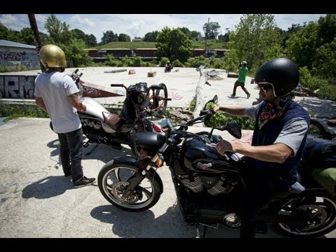 Ride and Seek: Bike Week | S1E4 - UCblfuW_4rakIf2h6aqANefA