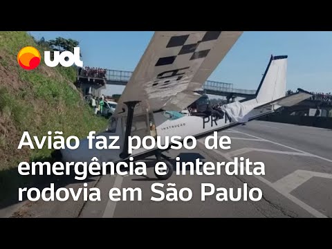 Avião faz pouso forçado, se choca com veículo e interdita Rodovia Régis Bittencourt em SP; vídeo