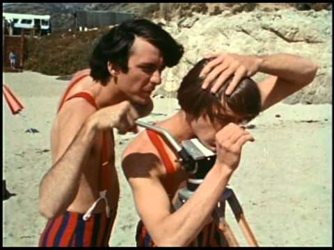 The Monkees - When Love Comes Knockin' (At Your Door)