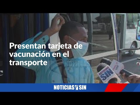 Presentan tarjeta de vacunación en el transporte