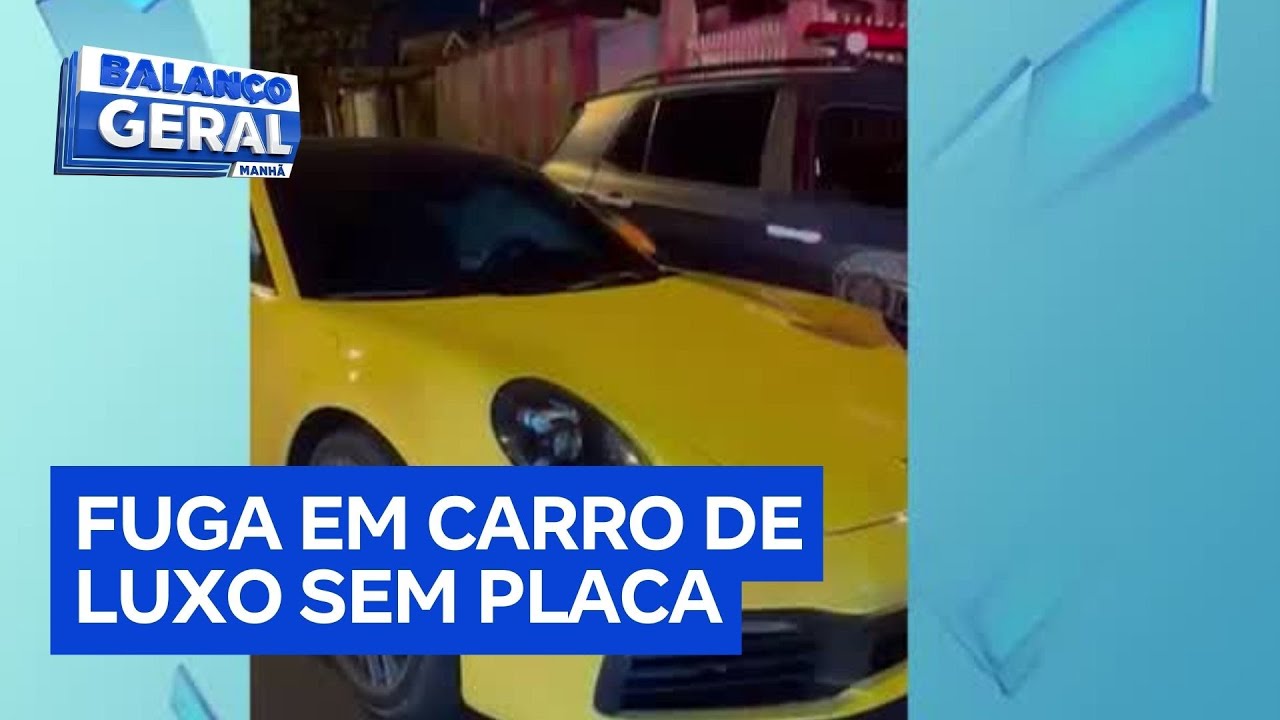 Jovem bate em viatura da guarda civil durante fuga em carro de luxo sem placa
